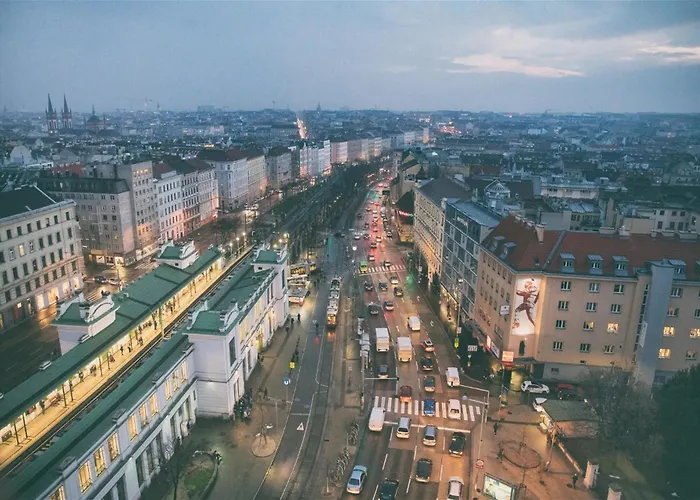 Large House Heart Of * Vienna